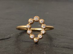 Dråbe ring med diamanter